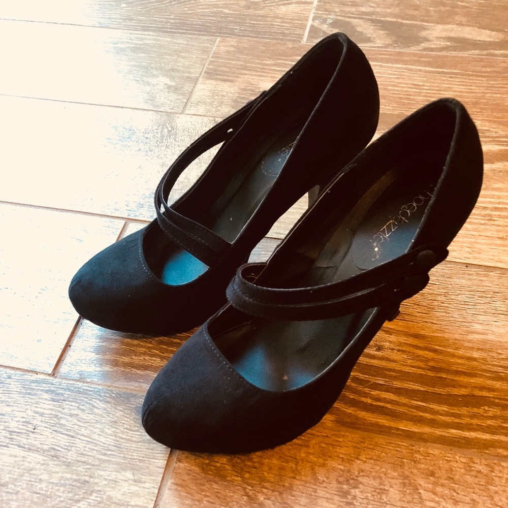 Shoedazzle Black Suede Heels in Women